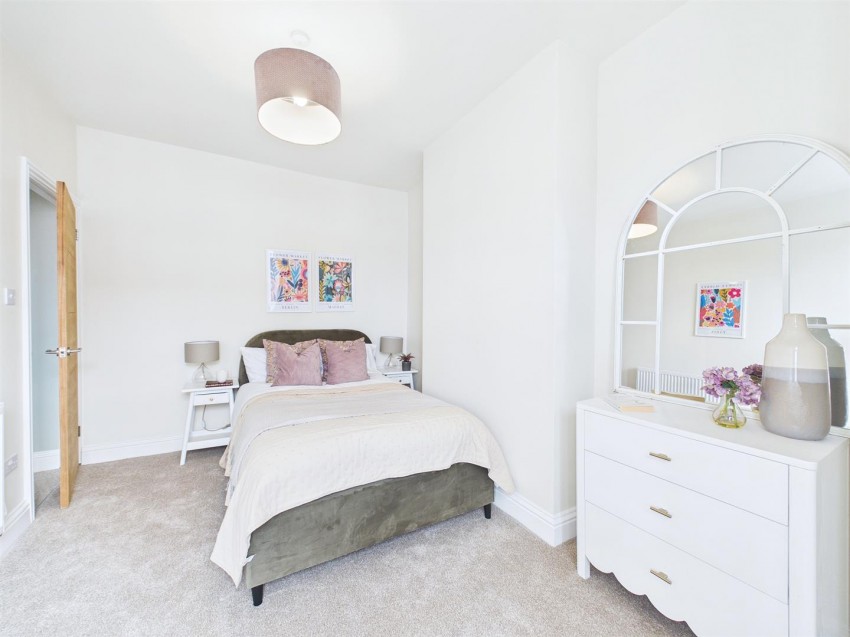 21, Robertson Road, Greenbank, Bristol, BS5 6JZ