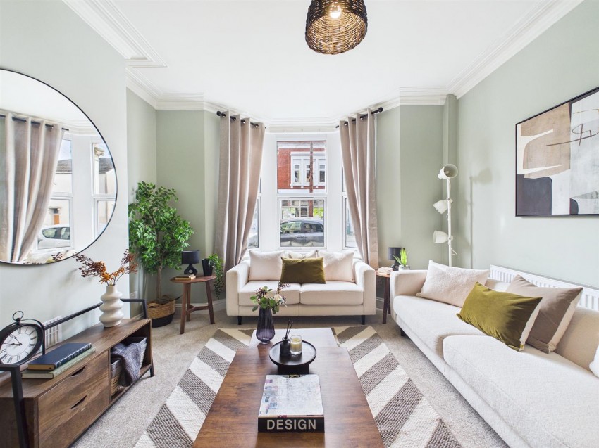 21, Robertson Road, Greenbank, Bristol, BS5 6JZ