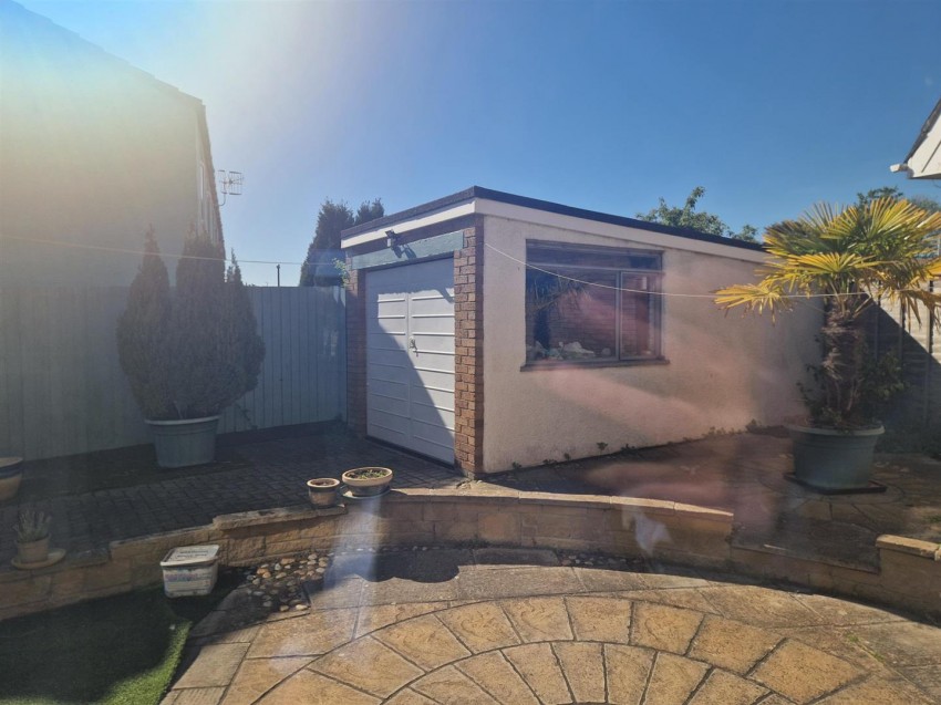 Images for Coombe Lane | Stoke Bishop