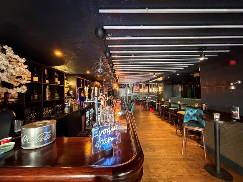 Images for Former Bar, Queens Road, Clifton, Bristol