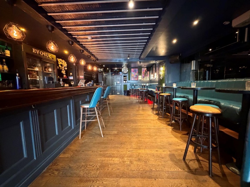 Images for Former Bar, Queens Road, Clifton, Bristol