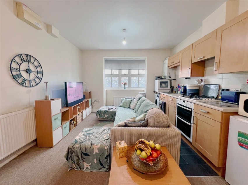 Images for BLOCK OF 4 FLATS - Broadway, Chilcompton, Radstock