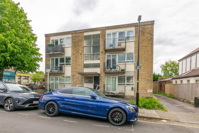 Images for Holmes Grove | Henleaze
