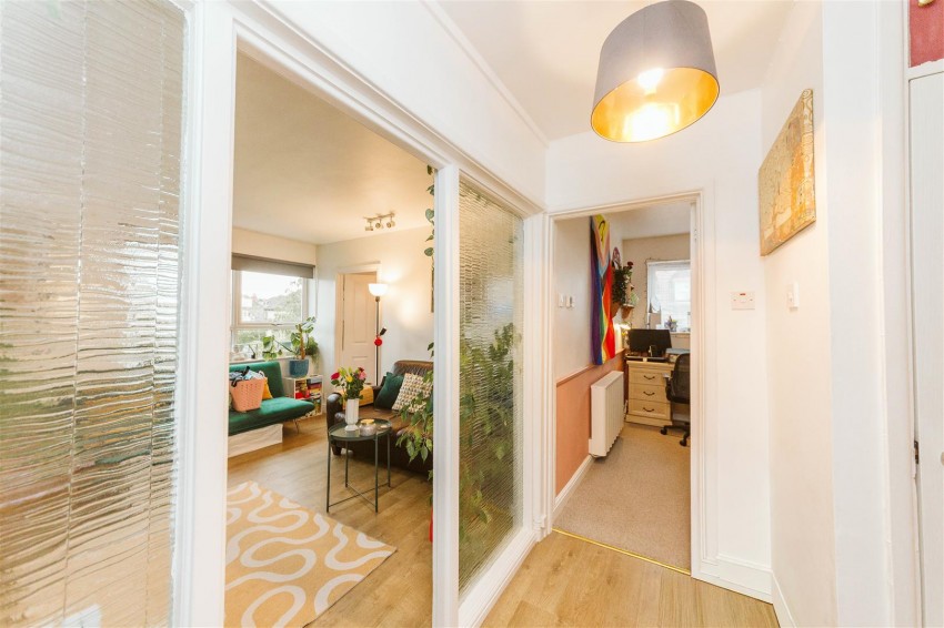 Images for Holmes Grove | Henleaze