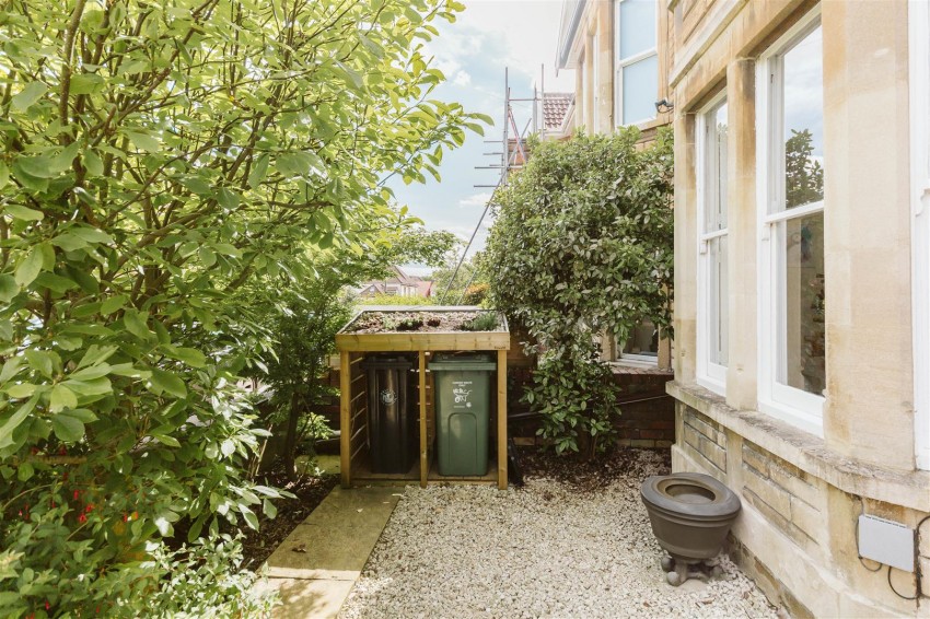 Images for Russell Road | Westbury Park