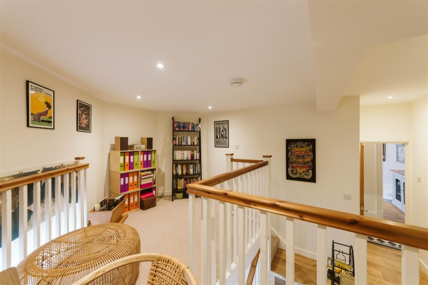Images for Clifton Road | Clifton