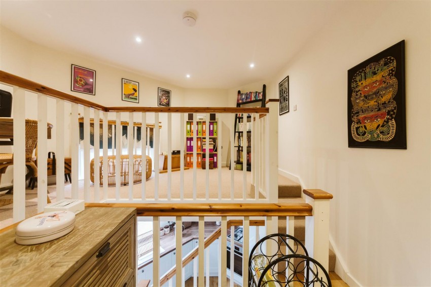 Images for Clifton Road | Clifton