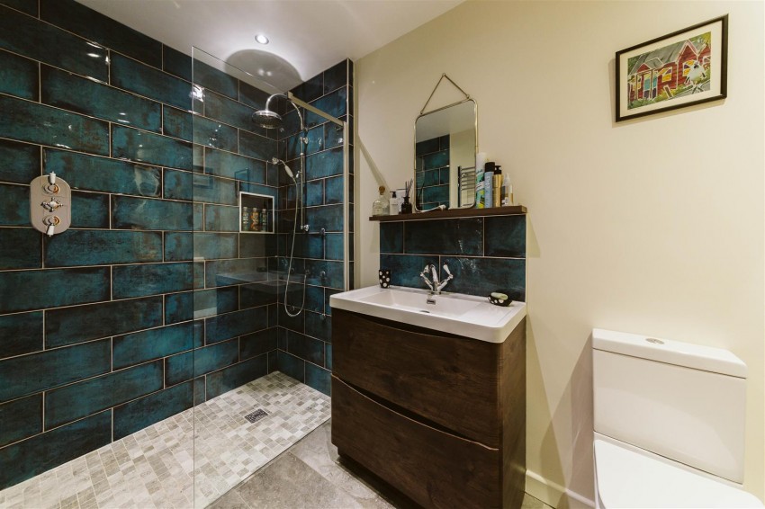 Images for Clifton Road | Clifton