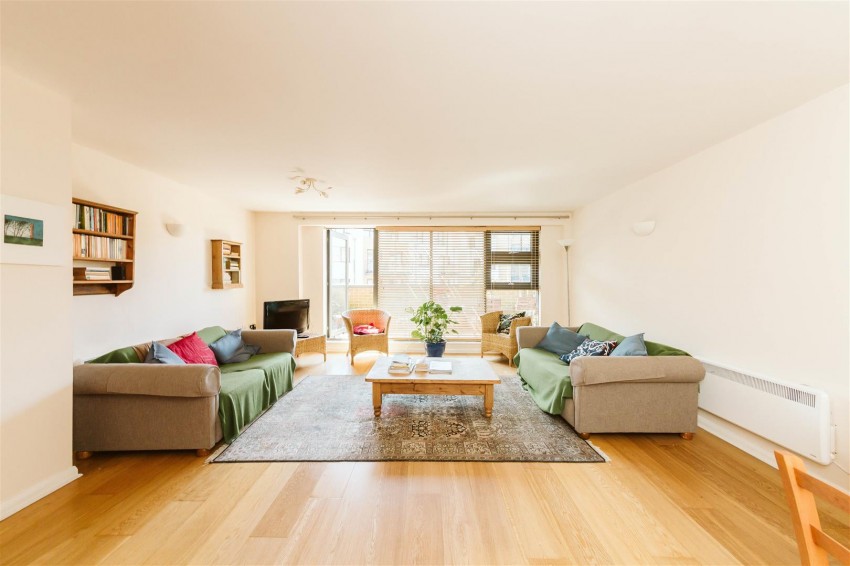 Images for Deanery Road | City Centre