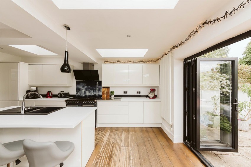 Images for Wellington Hill West | Henleaze