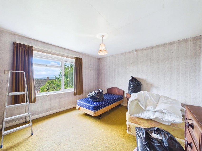 152, Forest Road, Kingswood, Bristol, BS15 8EN