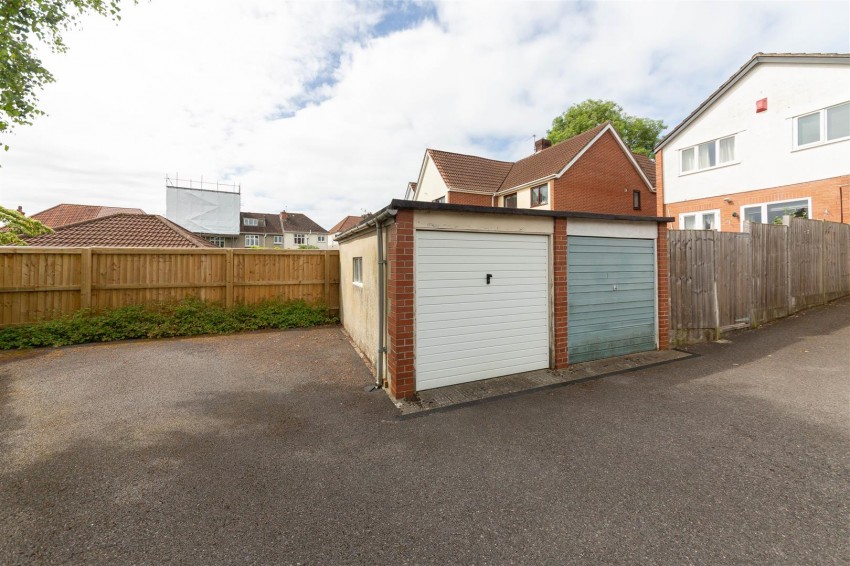 Images for Greendale Road | Redland