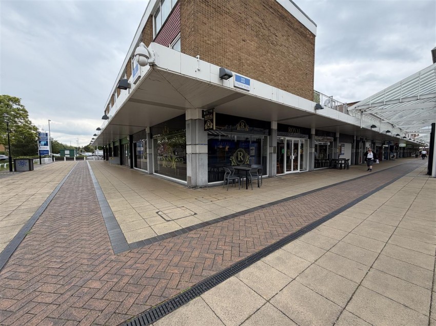 Images for North Parade, Yate, Bristol