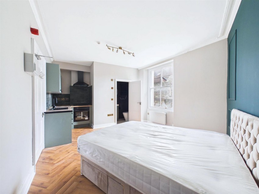 Images for Clevedon Terrace, Kingsdown, Bristol