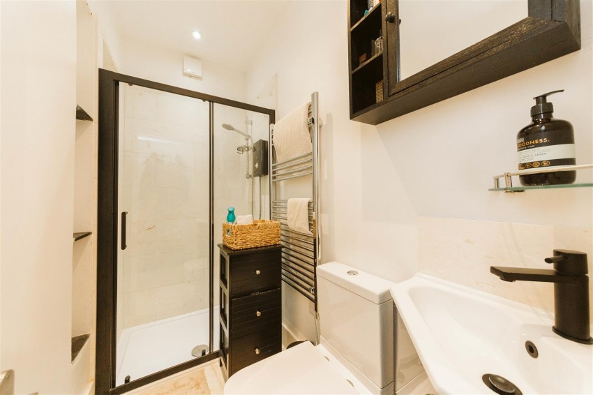 Images for Harcourt Road | Redland