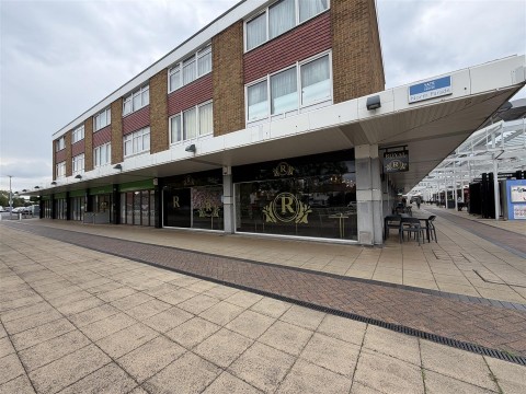 North Parade, Yate, Bristol