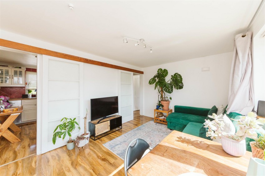 Images for Cairns Road | Westbury Park