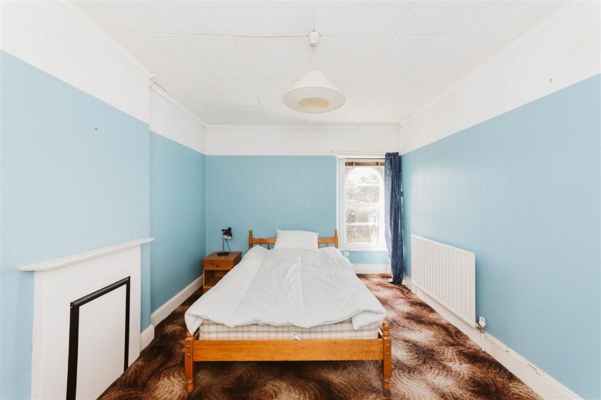 Images for Ashgrove Road | Redland