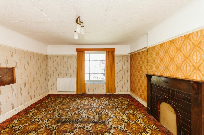 Images for Ashgrove Road | Redland