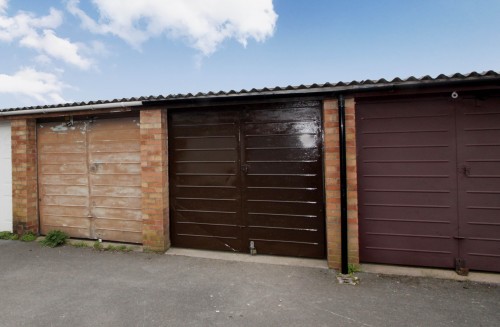 Garage 5, Nursery Gardens, Brentry