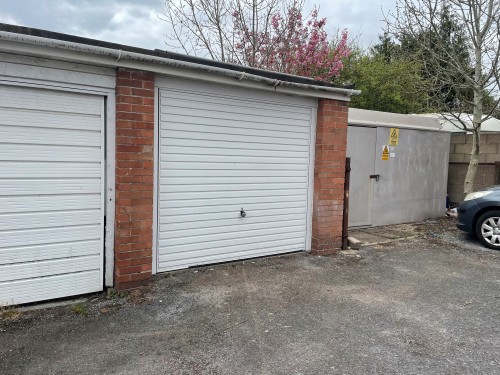 Garage 6, Brockhurst Gardens, Kingswood