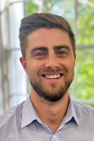 Sam Pengelly, Auction Negotiator